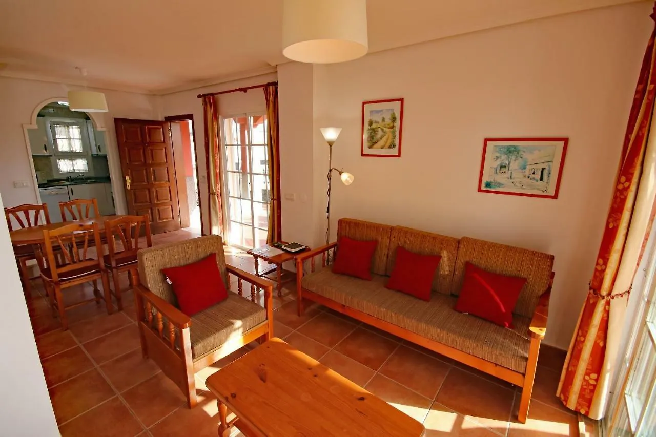 Las Dunas 2 By Rentmedano Pretty 2 Bedroom Villa, Ocean Views, Pool And Wifi El Medano  0*, El Medano (Tenerife)